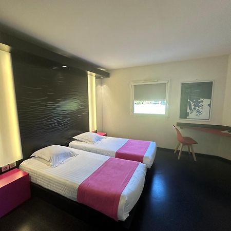 Hotel Gardenia Bordeaux Est Yvrac エクステリア 写真