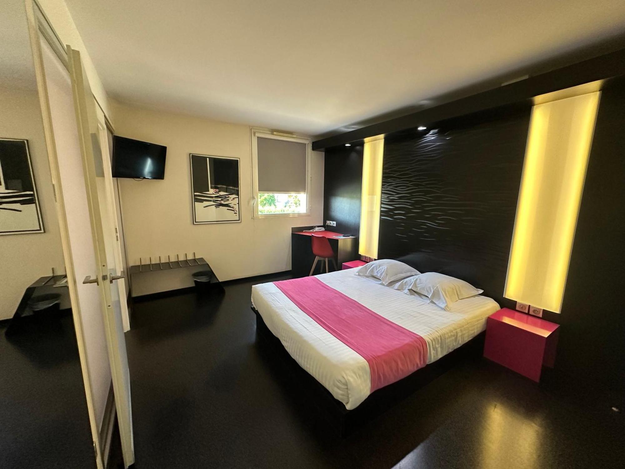 Hotel Gardenia Bordeaux Est Yvrac エクステリア 写真