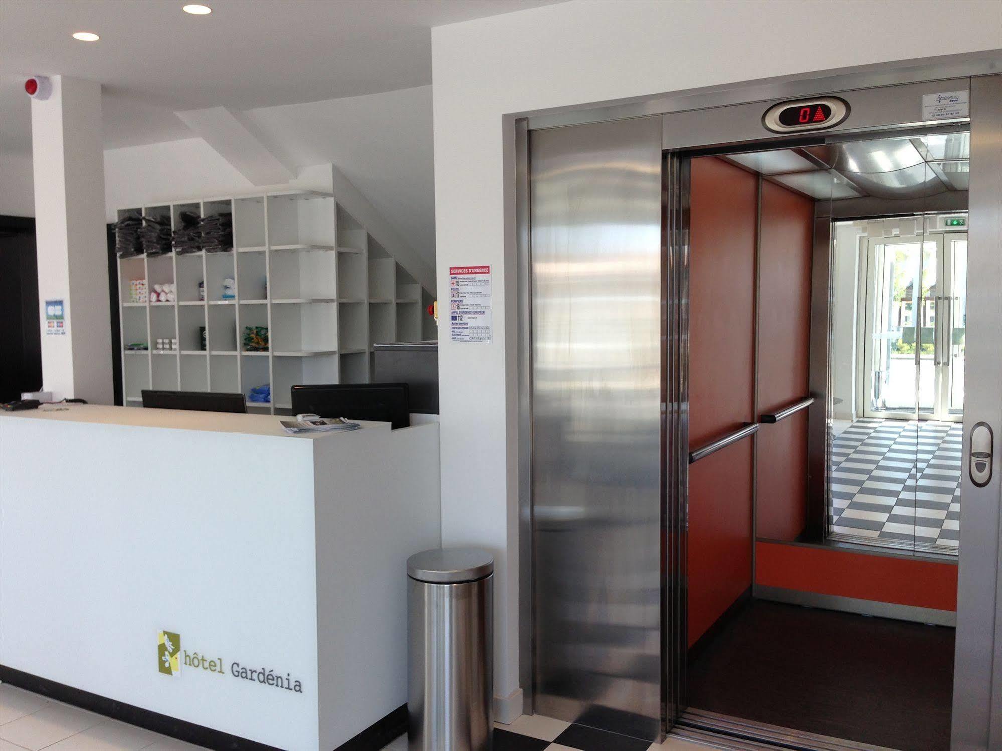 Hotel Gardenia Bordeaux Est Yvrac エクステリア 写真